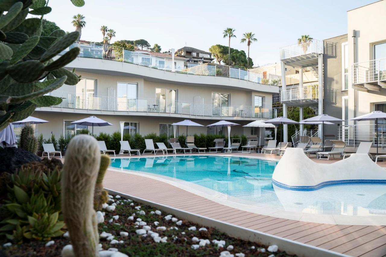 Hotel Malavoglia Ачи Костелло Экстерьер фото