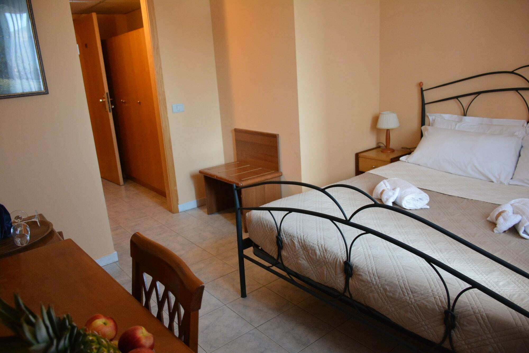 Hotel Malavoglia Ачи Костелло Экстерьер фото